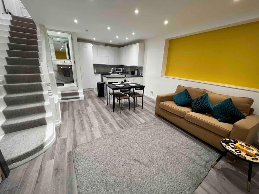 Stunning 3Br Maisonette In Brixton Лондон Екстер'єр фото